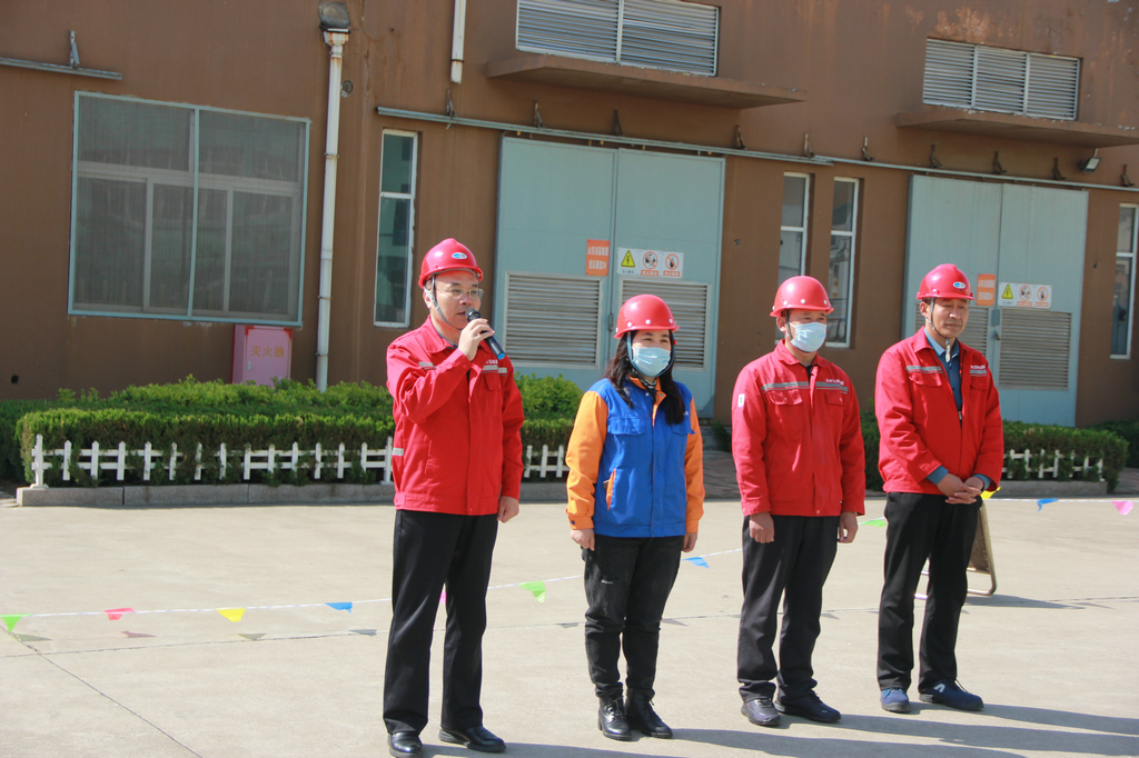 潔晶集團(tuán)舉辦2023年度叉車工崗位技能競(jìng)賽