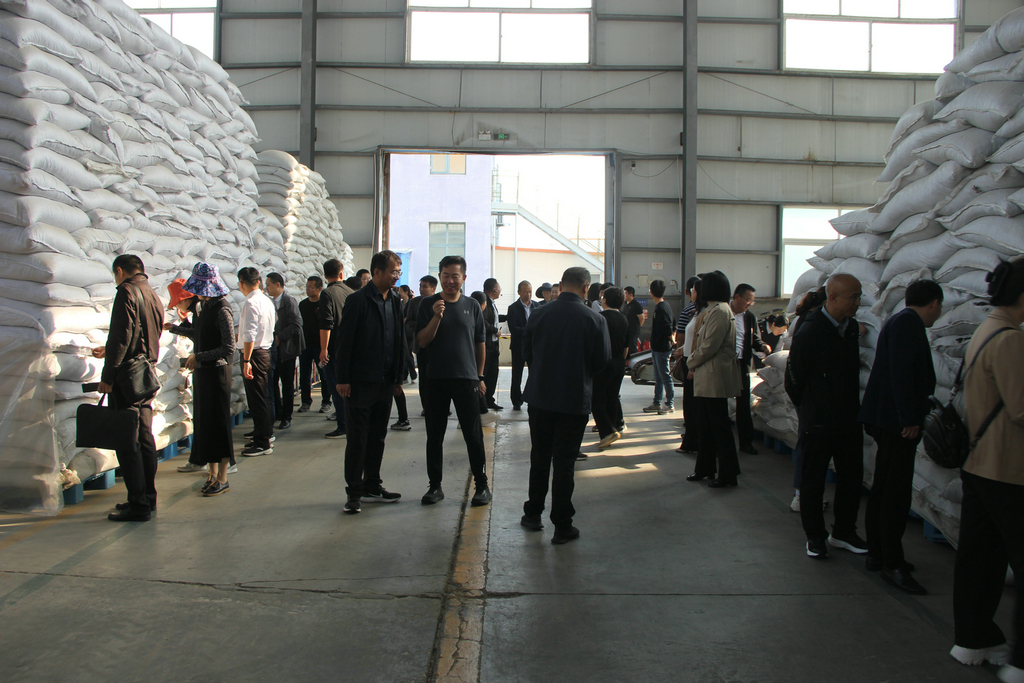 2023年兵團(tuán)高層次人才國情研修班來潔晶參觀交流